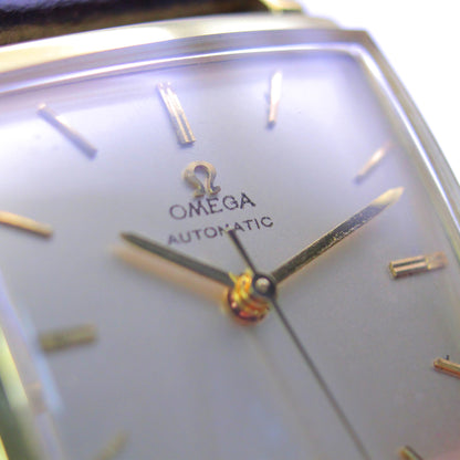 Omega automatic in 18ct gold on leather, circa 1947