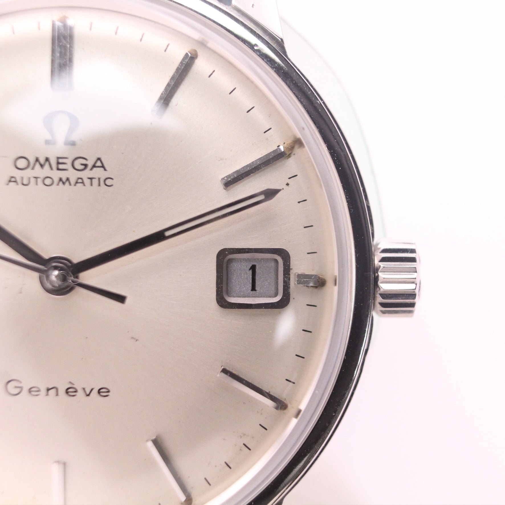 Omega Geneve Automatic in steel on leather, circa 1967