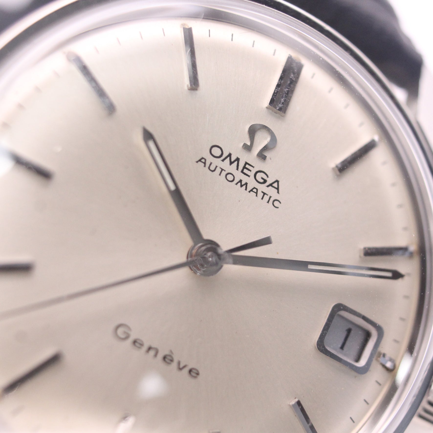 Omega Geneve Automatic in steel on leather, circa 1967