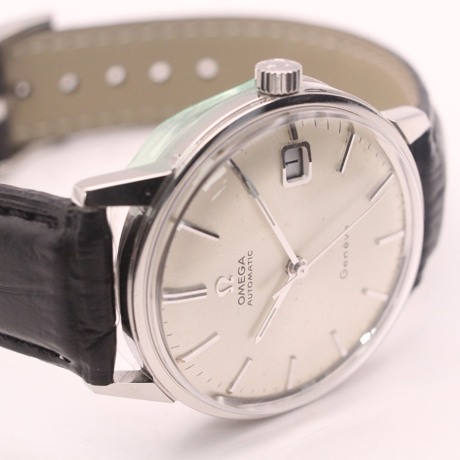 Omega Geneve Automatic in steel on leather, circa 1967