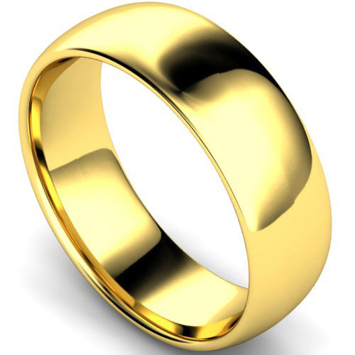 Edged traditional court profile wedding ring in yellow gold | 7mm width